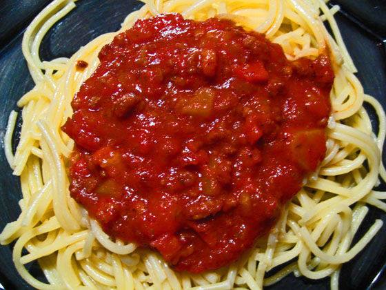 IMG_7202-Bolognese mit Hackfleischsoße-560 IMG_7202-Bolognese mit Hackfleischsoße-560