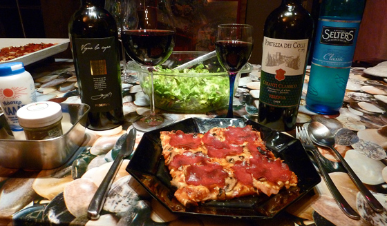 P1000062-Pizza a la Barbara mit italienischem Rotwein-1-B560 P1000062-Pizza a la Barbara mit italienischem Rotwein-1-B560