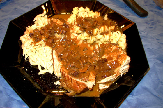 PB266352-Schweinebraten-Teller B560 PB266352-Schweinebraten-Teller B560