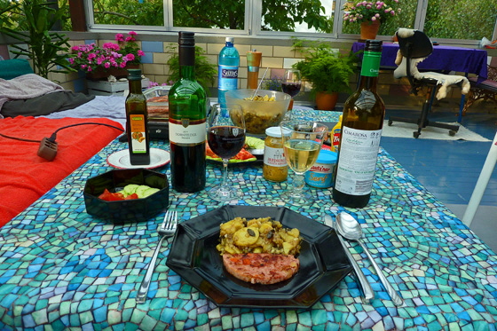 P1040640-Saumagen - ganzer Tisch-560