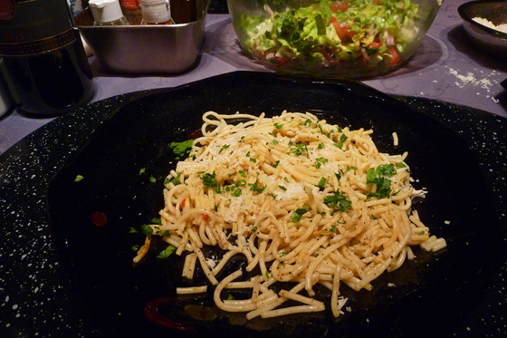 P1080701-Aglio e Olio - Teller-560 P1080701-Aglio e Olio - Teller-560
